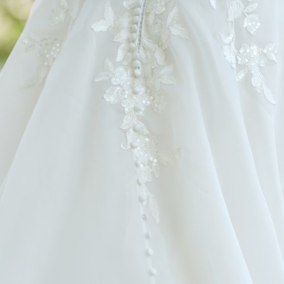 Eddy K Curvy Lace Sequins Organza Wedding Dress Size 16 - Picture 9 of 10